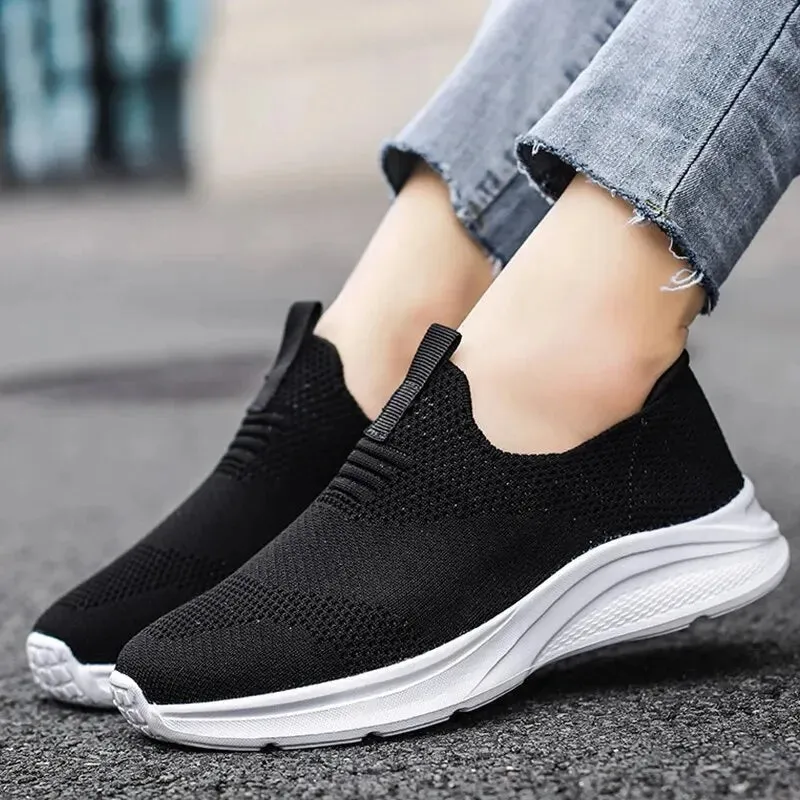 Lightweight Non-slip Women's Soft Sneakers