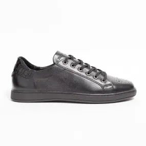 M001 Black Brogue