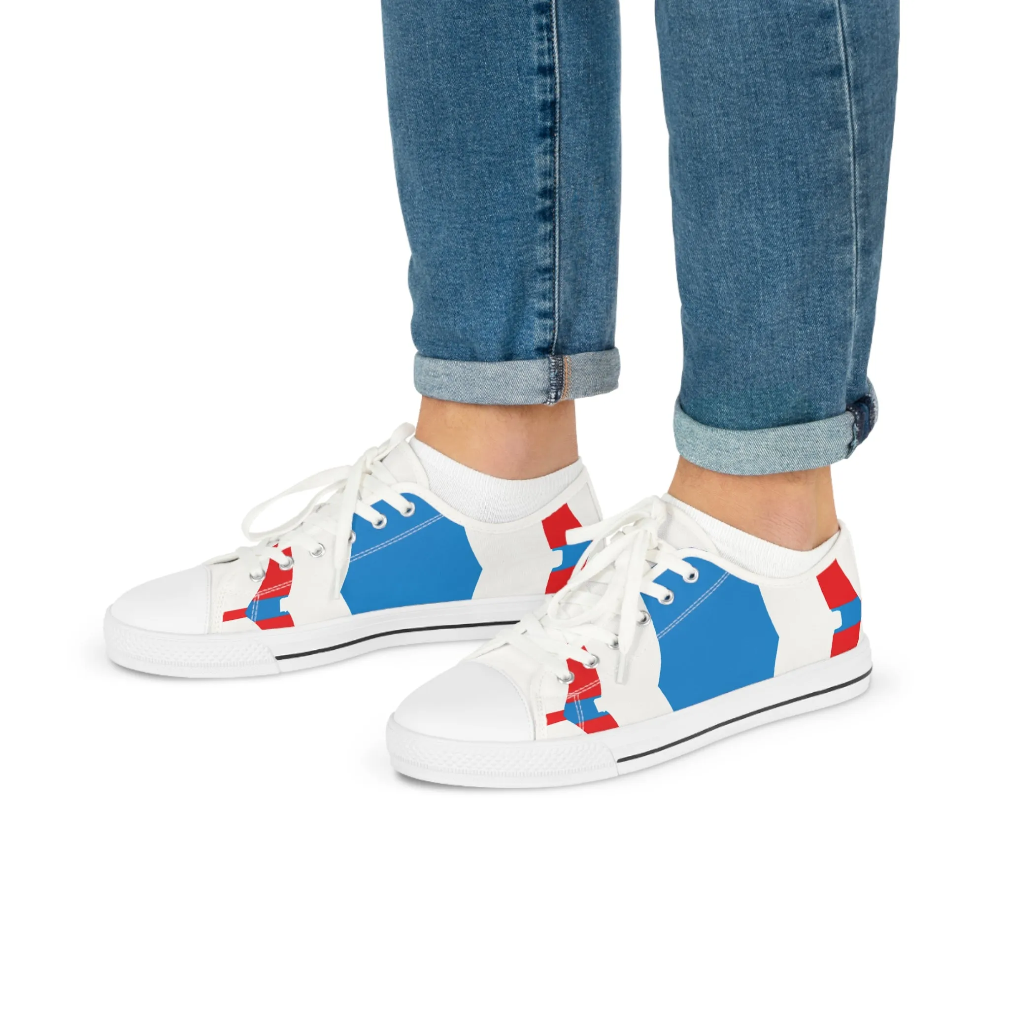 Maximoine Fancyfoot. - low top