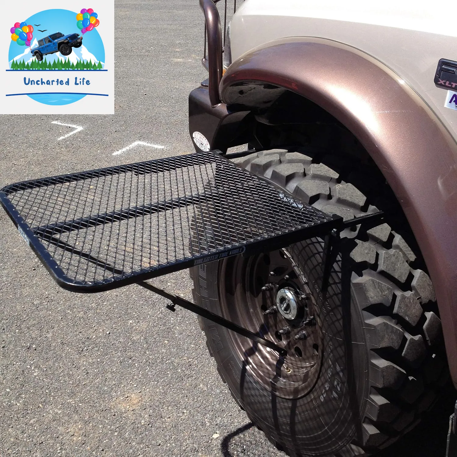 Sturdy Vehicle-Mounted Outdoor Table for Camping